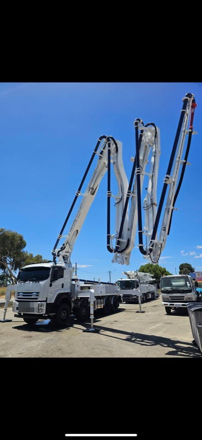26m Zoomlion K36X-5Z pump on a 2024 Isuzu FYJ financed by TMF for CCS Chiappori Concrete Services